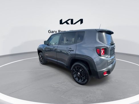 Used 2023 Jeep Renegade Latitude image 6