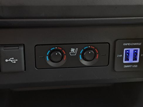 Used 2022 Toyota 4Runner Limited image 24