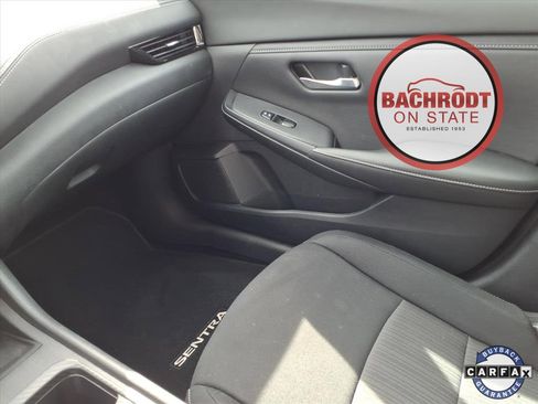 Used 2022 Nissan Sentra SV image 26