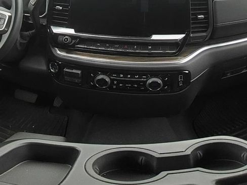 Used 2026 Chevrolet Silverado 1500 LT AWD/4WD image 22