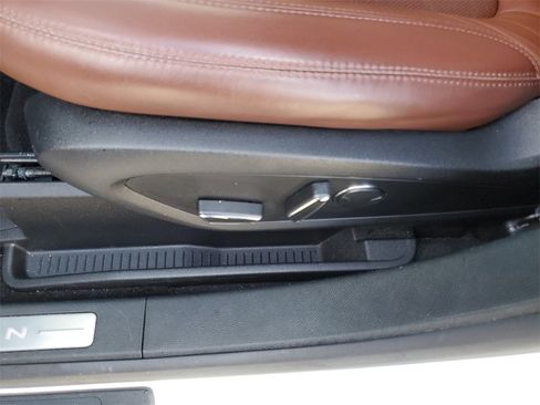 Used 2019 Lincoln Nautilus Reserve image 22