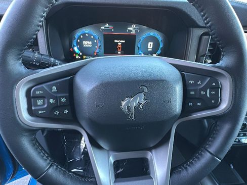 New 2025 Ford Bronco Badlands image 18