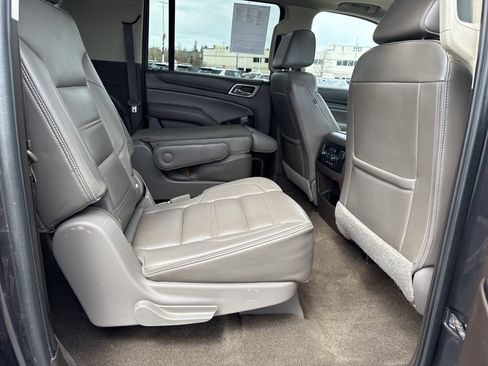 Used 2017 GMC Yukon XL Denali w/ Open Road Package AWD/4WD image 13