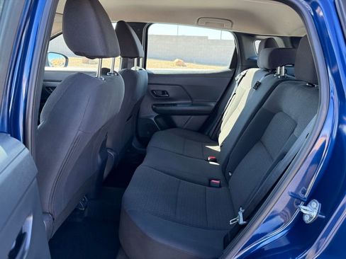 Used 2025 Nissan Kicks S image 18