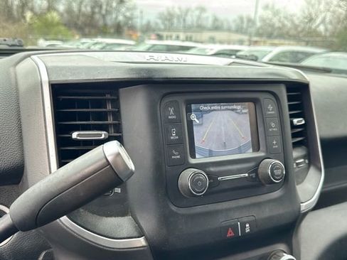 Used 2019 RAM 2500 Big Horn image 19