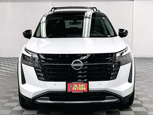 New 2026 Nissan Pathfinder Platinum w/ Cargo Package AWD/4WD image 15