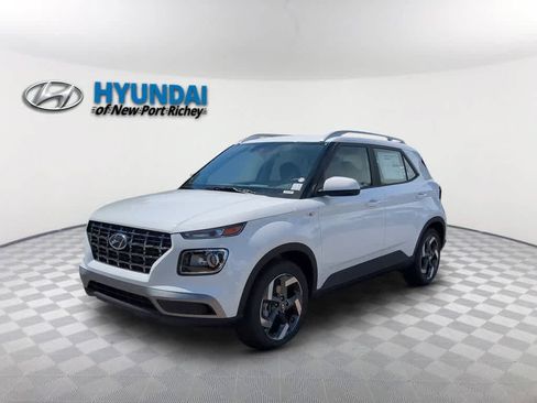 New 2026 Hyundai Venue SEL FWD image 1