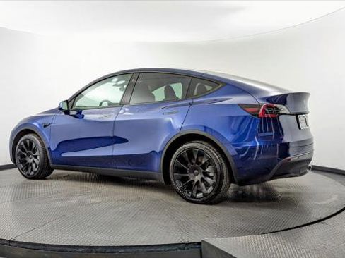 Used 2023 Tesla Model Y Long Range AWD/4WD image 4