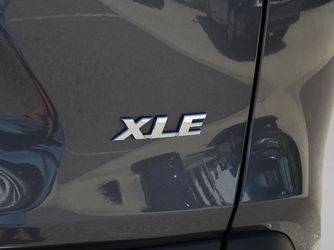 Certified 2024 Toyota RAV4 XLE Premium image 33
