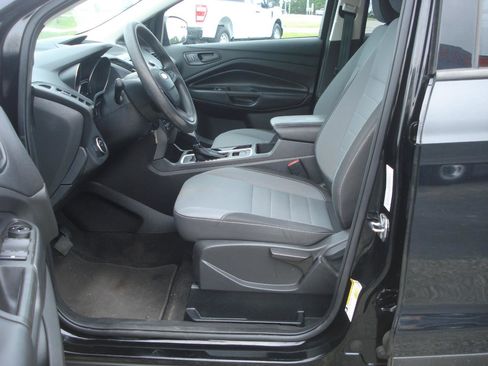 Used 2018 Ford Escape S FWD image 12