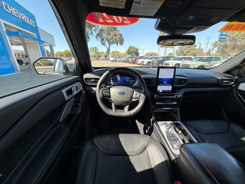 Used 2021 Ford Explorer ST w/ Equipment Group 401A AWD/4WD image 8