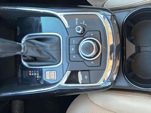 Used 2018 MAZDA CX-9 Touring w/ Touring Premium Package FWD image 23