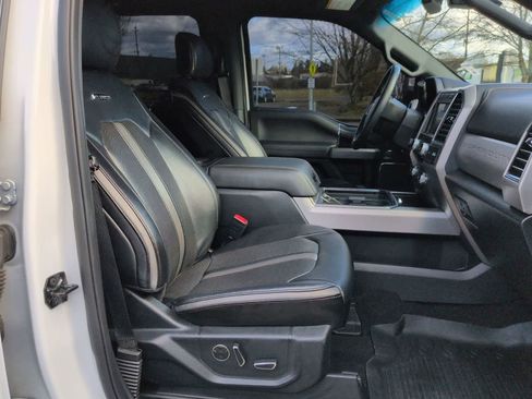 Used 2019 Ford F350 Platinum w/ Platinum Ultimate Package image 22