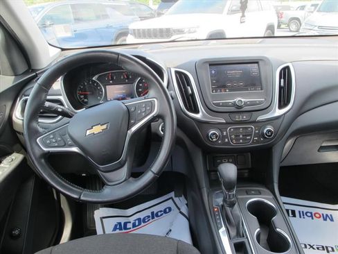 Used 2022 Chevrolet Equinox LT FWD image 15