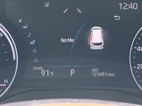 Used 2021 Toyota Sienna Platinum FWD image 14