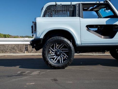 Used 2023 Ford Bronco 2-Door w/ Sasquatch Package AWD/4WD image 20
