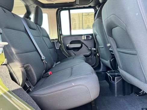 Used 2020 Jeep Wrangler Unlimited Sport AWD/4WD image 13