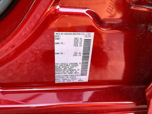 Certified 2024 Nissan Altima 2.5 SR w/ SR Premium Package FWD image 3