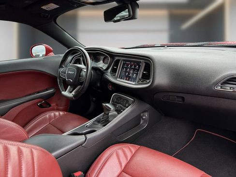 Used 2019 Dodge Challenger SRT Hellcat w/ Laguna Leather Package RWD image 14