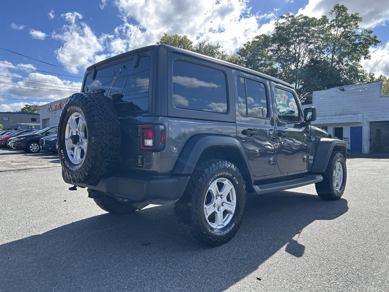 Used 2019 Jeep Wrangler Unlimited Sport S AWD/4WD image 4