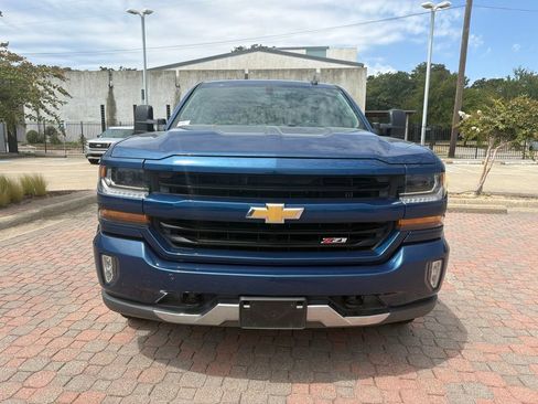 Used 2018 Chevrolet Silverado 1500 LT w/ All Star Edition AWD/4WD image 2