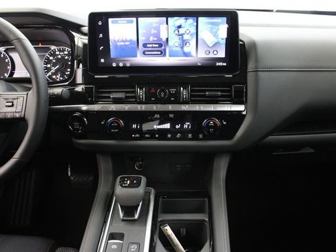 New 2026 Nissan Pathfinder SV AWD/4WD image 20