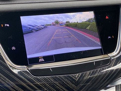 Certified 2025 Cadillac XT6 Premium Luxury FWD image 26