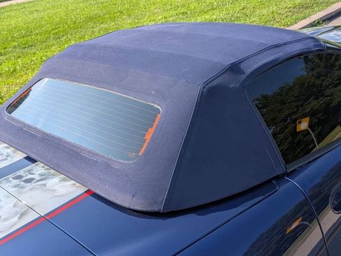 Used 2004 Chevrolet Corvette Convertible w/ Preferred Equipment Group image 18