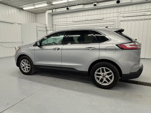 Used 2024 Ford Edge SEL AWD/4WD image 10