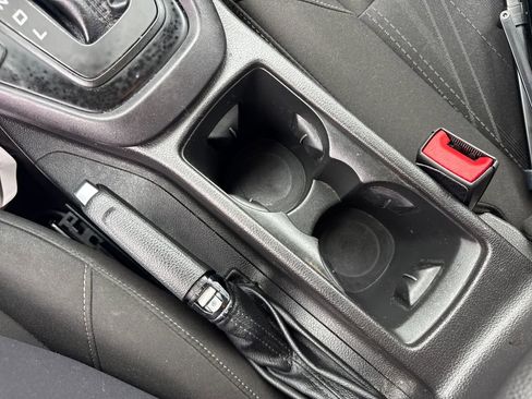 Used 2015 Ford Focus SE image 33