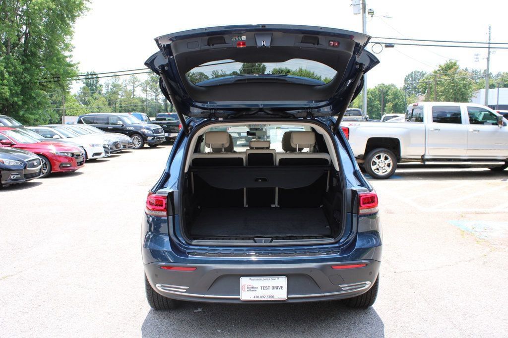Used 2023 Mercedes-Benz EQB 300 4MATIC image 11