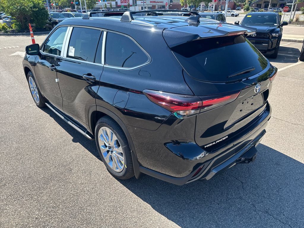 New 2026 Toyota Highlander Limited AWD/4WD image 5
