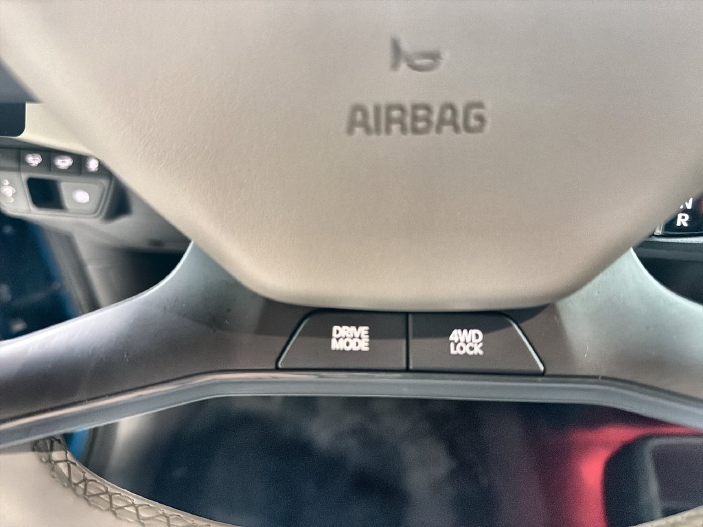 Used 2024 Kia EV9 Land AWD/4WD image 29