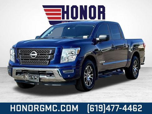 Used 2023 Nissan Titan SV w/ SV Convenience Package image 7