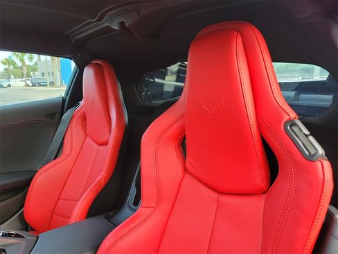 Used 2023 Chevrolet Corvette Stingray Coupe w/ Z51 Performance Package image 19