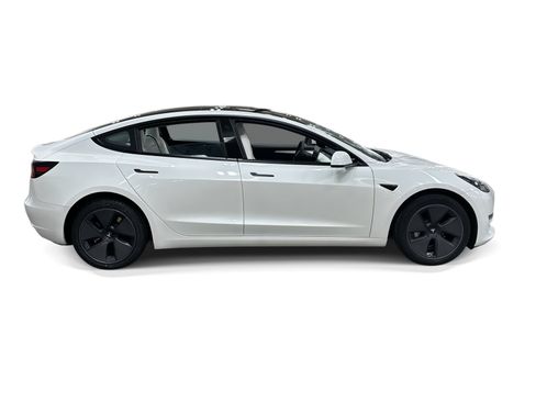 Certified 2023 Tesla Model 3 Standard Range RWD image 7