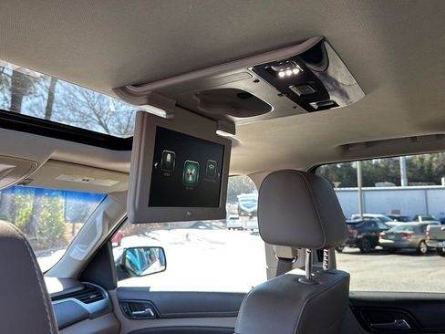 Used 2017 Chevrolet Tahoe Premier image 17