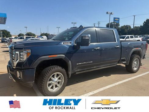 Used 2021 GMC Sierra 2500 Denali w/ Denali Ultimate Package AWD/4WD image 1