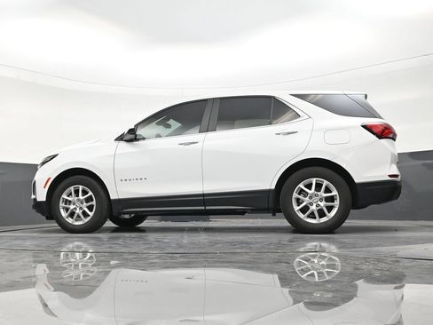 Used 2023 Chevrolet Equinox LT FWD image 21