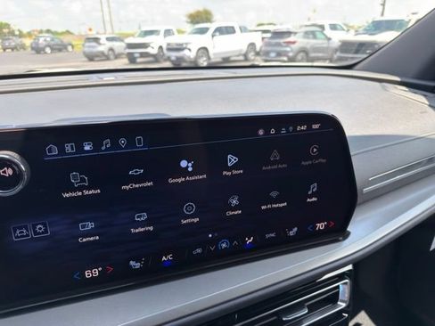 New 2026 Chevrolet Traverse LT w/ Midnight/Sport Edition FWD image 15