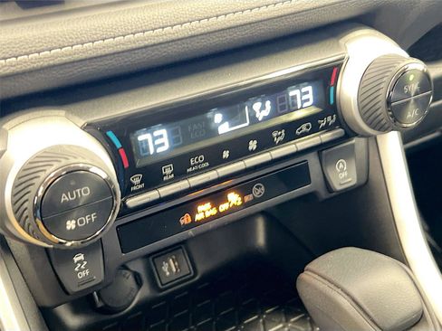 Used 2025 Toyota RAV4 XLE image 11