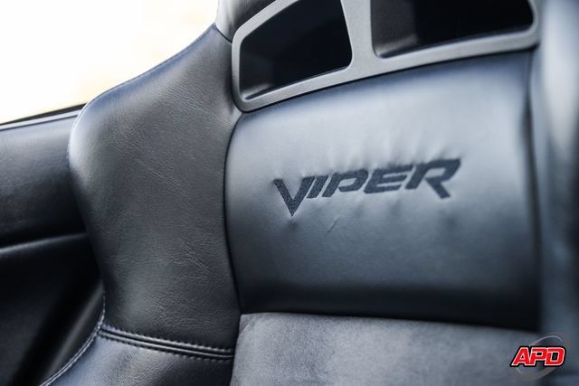 Used 2004 Dodge Viper SRT-10 RWD image 64