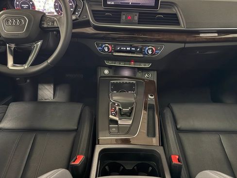 Used 2019 Audi Q5 2.0T Premium Plus w/ Premium Plus Package AWD/4WD image 13