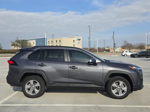 Used 2024 Toyota RAV4 XLE image 2