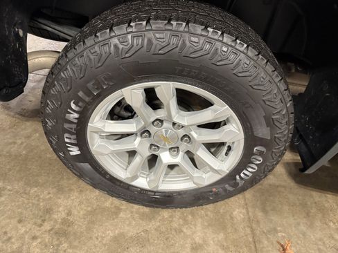 Used 2022 Chevrolet Silverado 1500 LT image 21