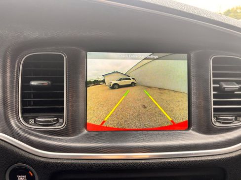Used 2018 Dodge Charger R/T image 36