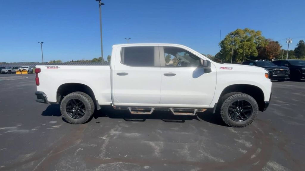 Certified 2021 Chevrolet Silverado 1500 Custom Trail Boss AWD/4WD image 9