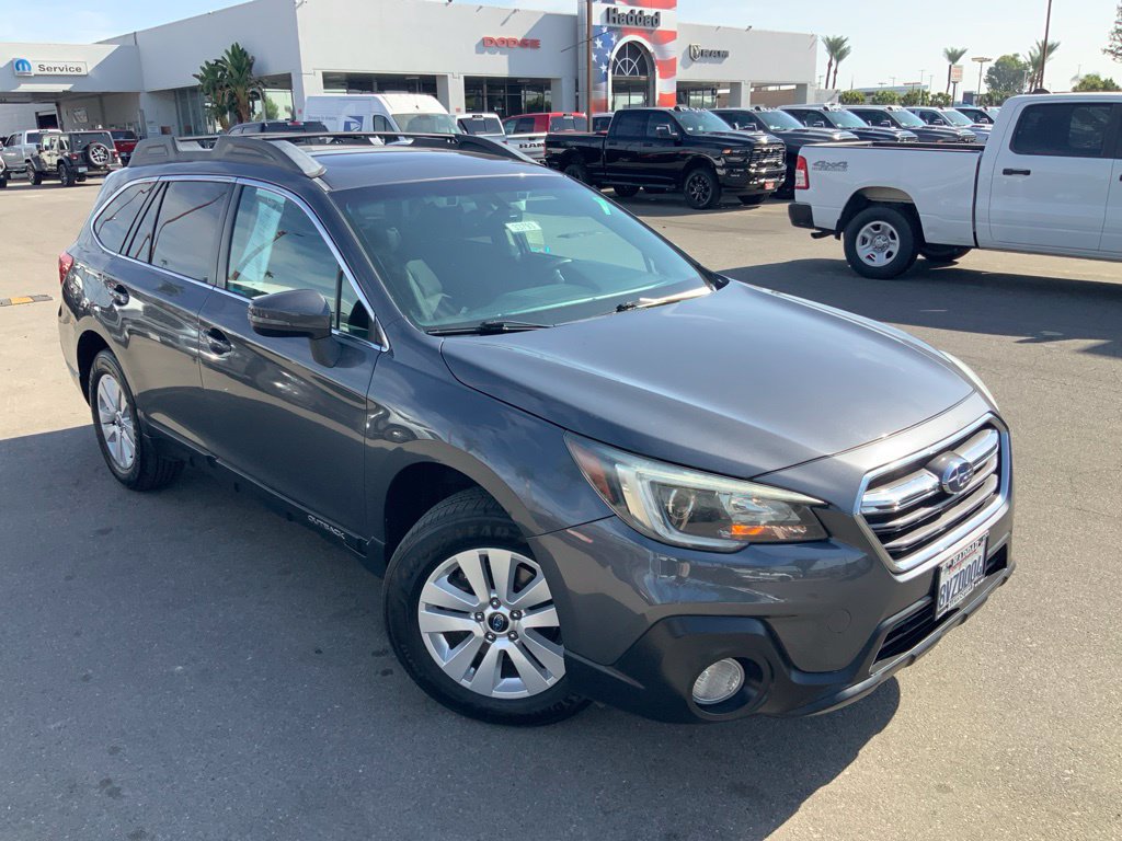 Used 2019 Subaru Outback 2.5i Premium AWD/4WD image 1