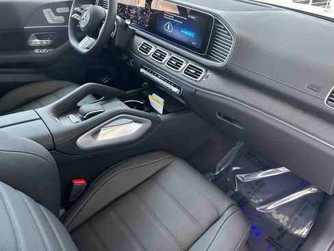 Certified 2025 Mercedes-Benz GLS 450 4MATIC image 16