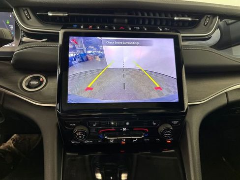 Used 2024 Jeep Grand Cherokee Limited 4xe image 22